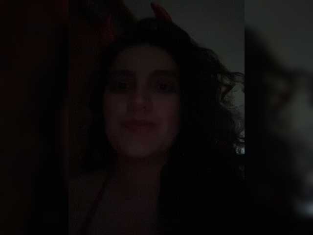LuanaPowerful online show from July 31, 11:32 pm