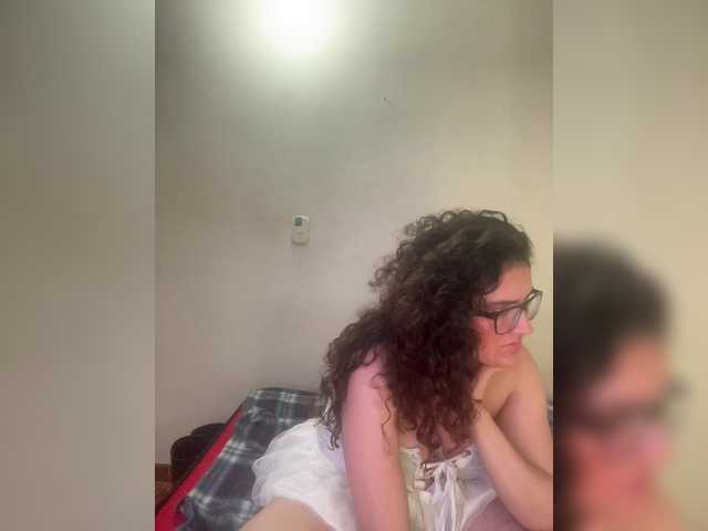 LuanaPowerful online show from August 9, 11:50 pm
