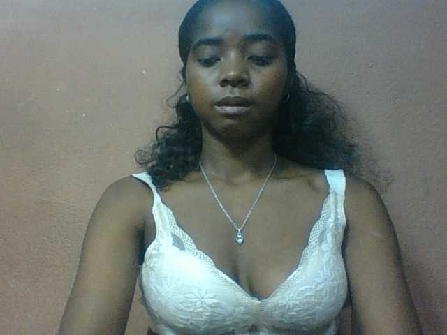 Luciah1 online show from August 8, 10:04 am