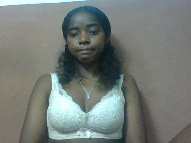 Luciah1 online show from August 9, 8:15 am