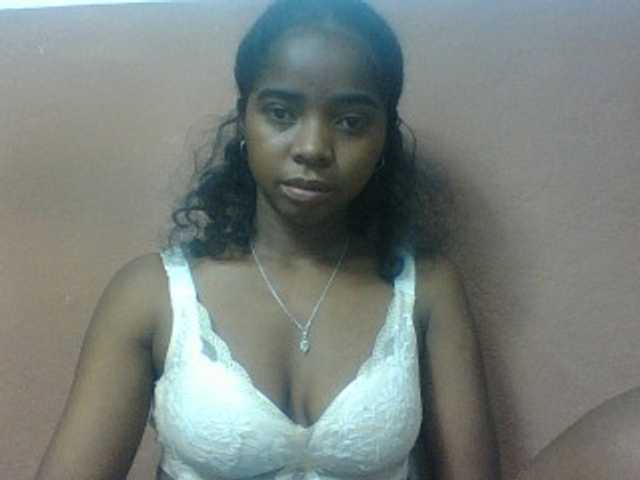 Luciah1 online show from August 10, 9:11 am