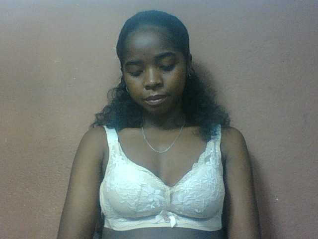 Luciah1 online show from August 10, 4:52 pm