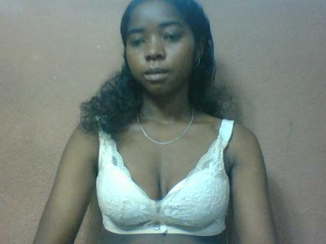 Luciah1 online show from August 11, 2:24 am