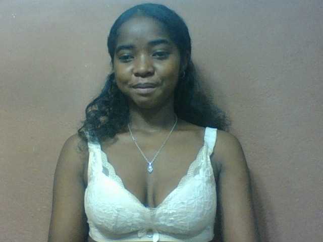 Luciah1 online show from August 12, 3:53 am