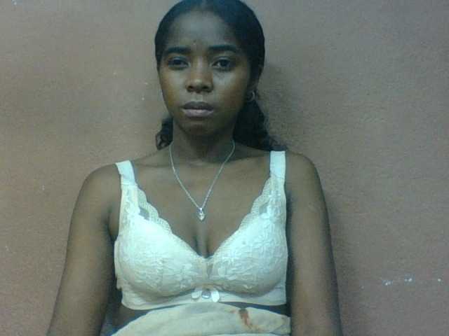 Luciah1 online show from August 13, 3:04 pm