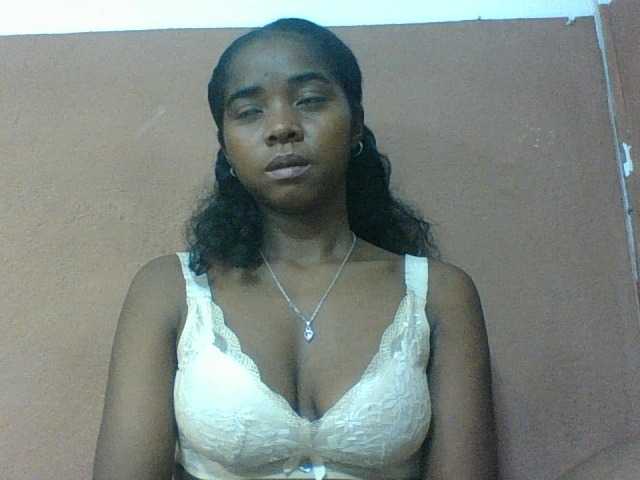 Luciah1 online show from August 13, 7:17 pm