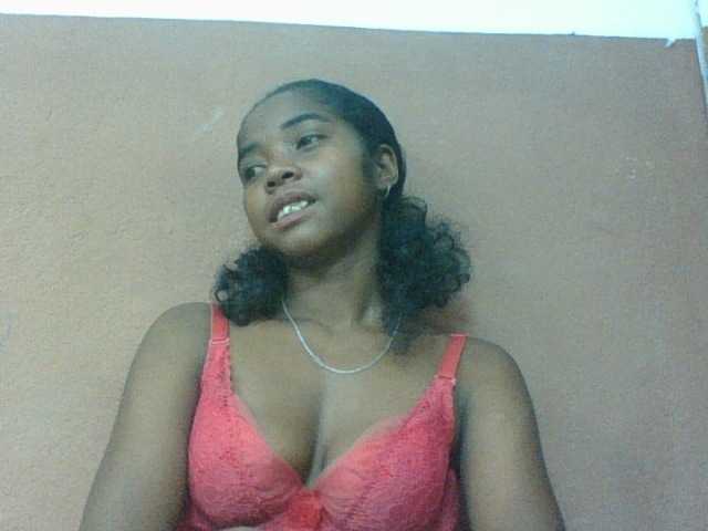 Luciah1 online show from August 15, 10:52 am