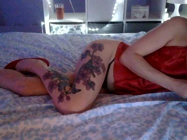 Lucille online show from April 19, 2:32 am