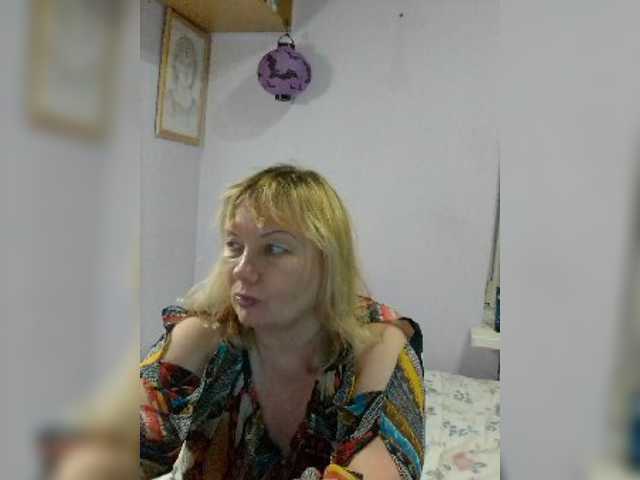 LucyAlexis online show from August 1, 7:53 pm