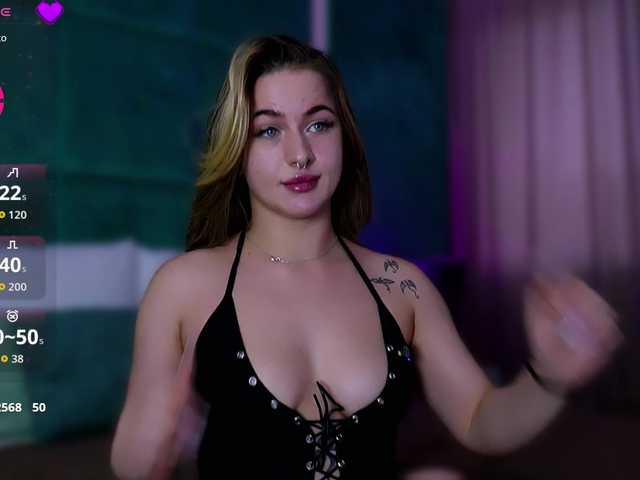 LucyLexton online show from August 4, 4:37 pm