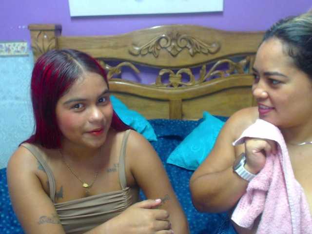 LuluAndBella online show from April 14, 6:15 pm