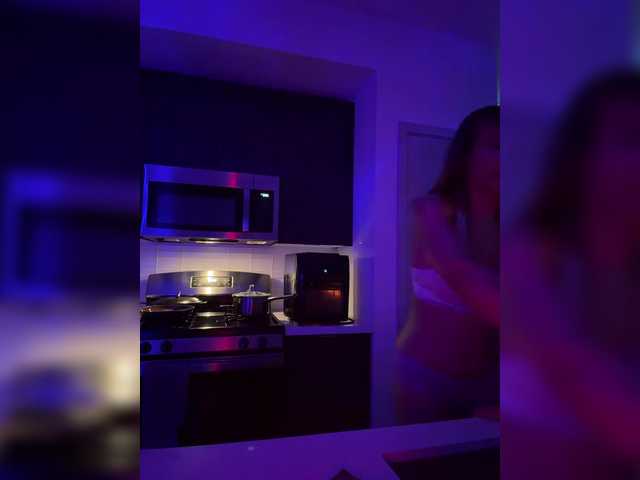LunaCarmel809 online show from July 18, 6:36 am