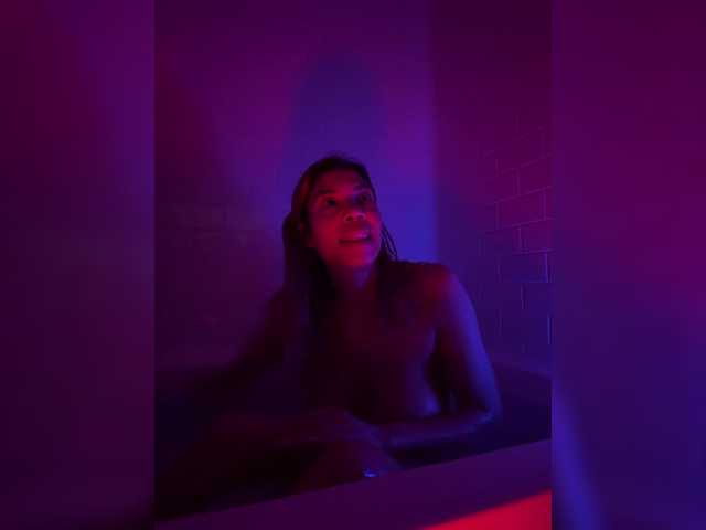 LunaCarmel809 online show from July 20, 1:19 am