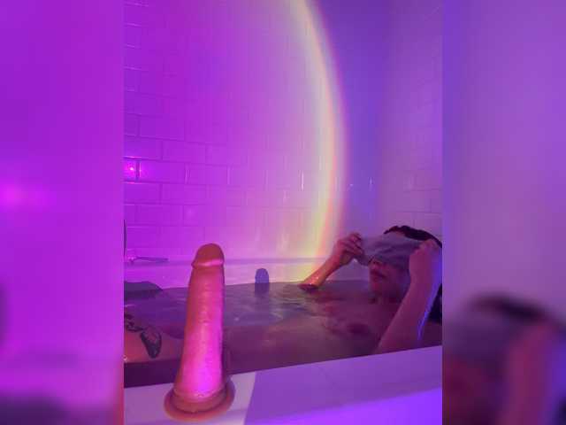 LunaCarmel809 online show from July 20, 2:25 am
