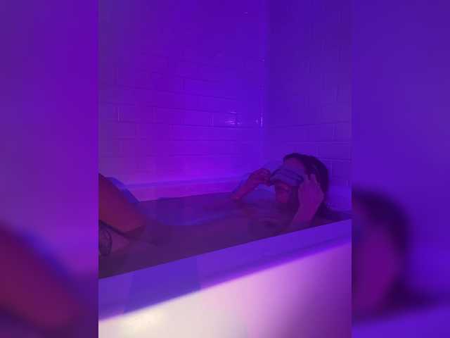 LunaCarmel809 online show from August 3, 2:18 am