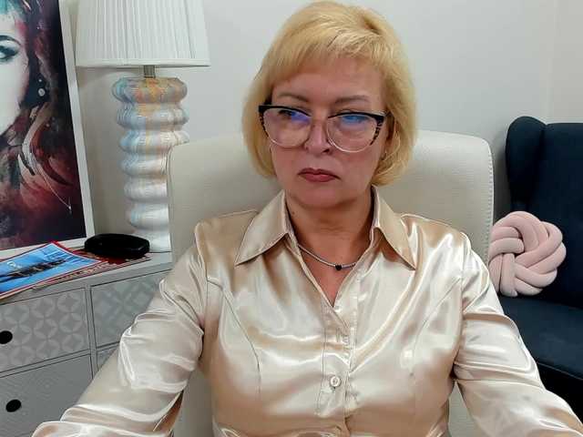 LunaFantasy online show from August 12, 6:49 am