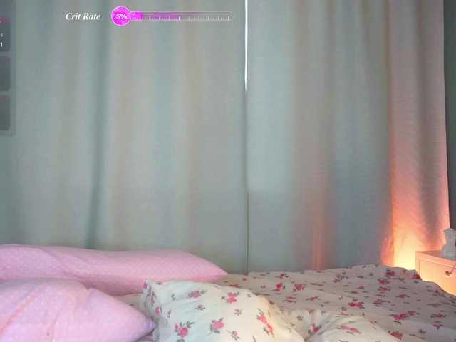 LunaLeez online show from August 13, 2:31 pm