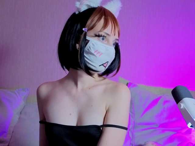 LunaNyan online show from August 3, 4:58 pm