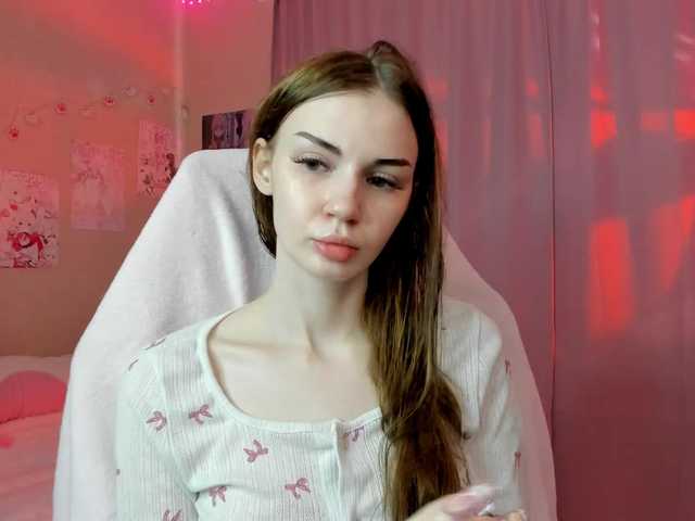 Lunellee online show from September 9, 5:26 am
