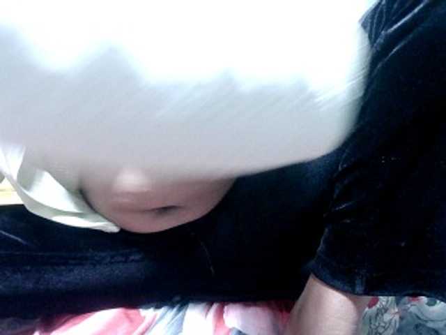 Lutricia online show from August 10, 11:22 am