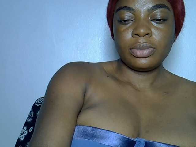 LadyNoire online show from August 12, 9:39 pm