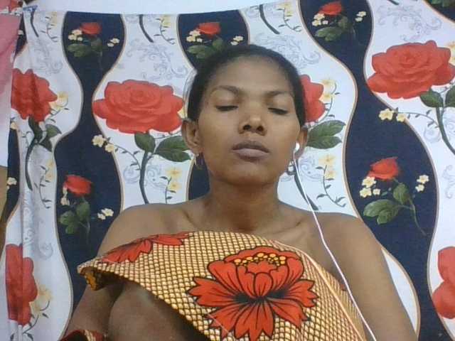 Lyah7a online show from September 8, 5:42 pm