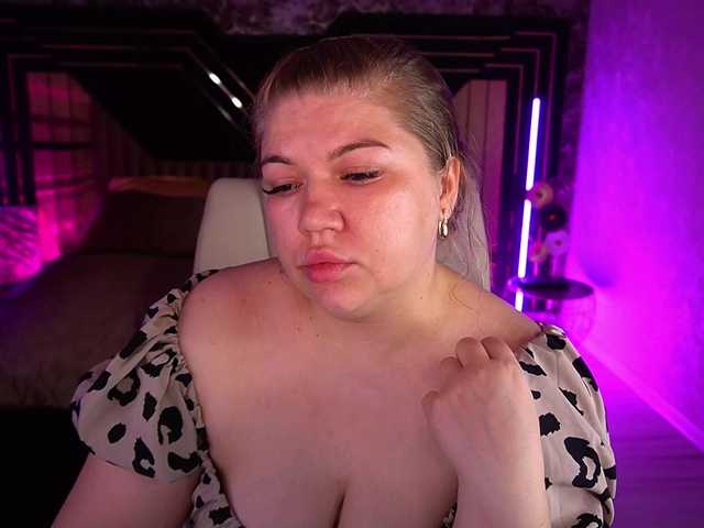 LyalyaPiska online show from August 8, 12:38 pm