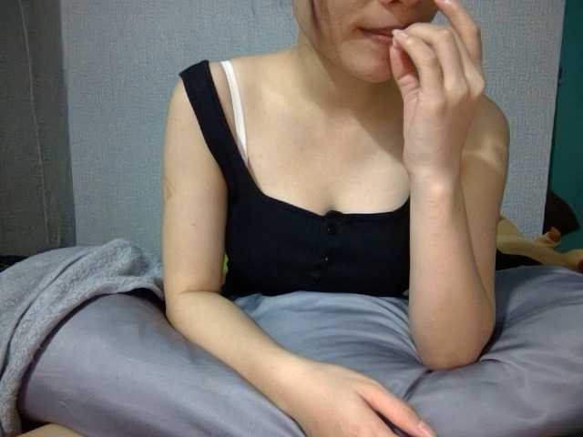 Lynny-1 online show from August 3, 2:13 pm