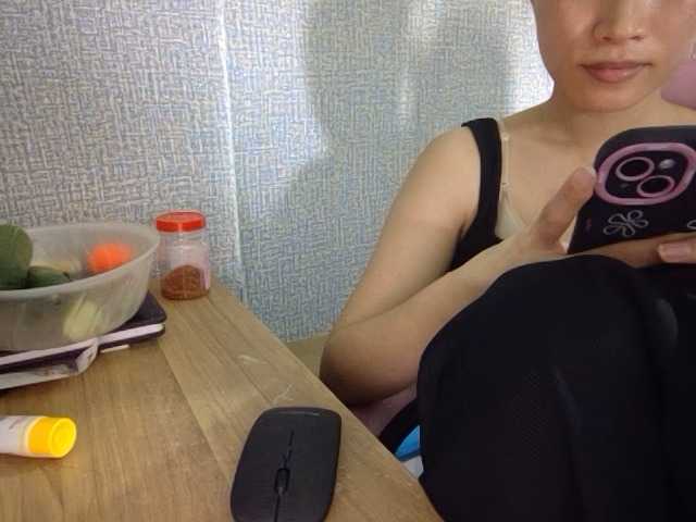 Lynny-1 online show from August 11, 4:58 am