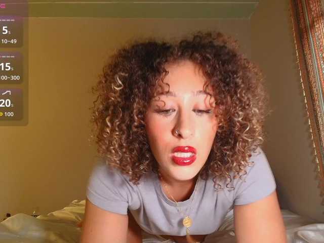 LyraCovee online show from August 11, 12:23 am
