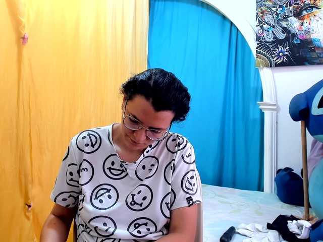 MARILYNG online show from August 8, 2:17 pm