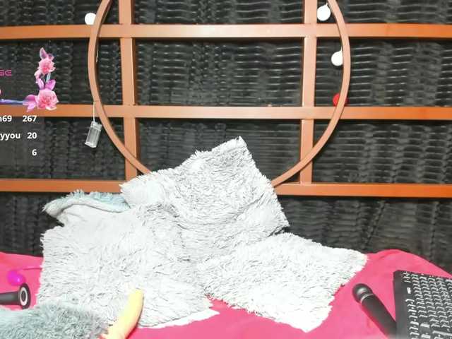 MOM-CAMILA1 online show from July 18, 7:26 pm
