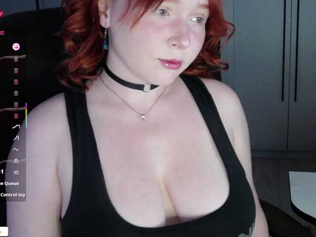 MadamBDSM online show from August 14, 3:32 am