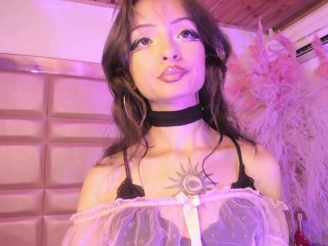 MaddieStark online show from August 15, 2:32 pm