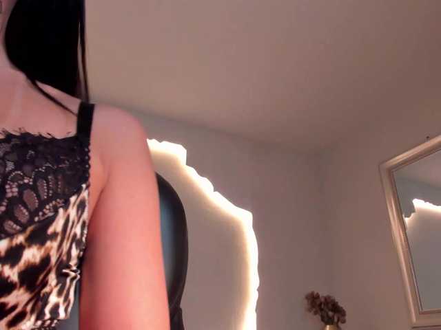 MaddisonTaylor online show from August 4, 7:44 pm