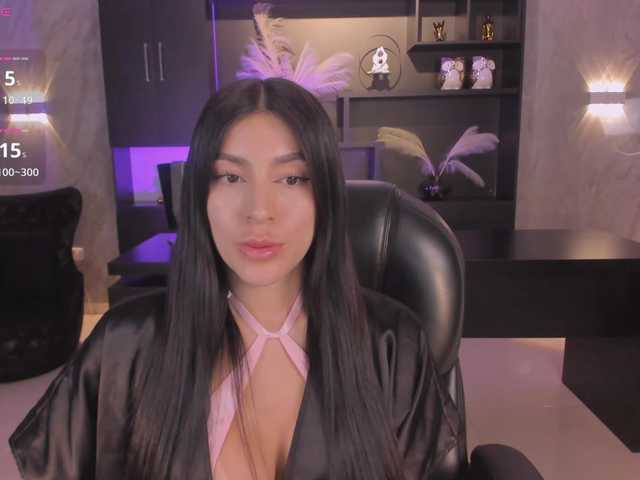 MaddisonTaylor online show from August 13, 12:24 am