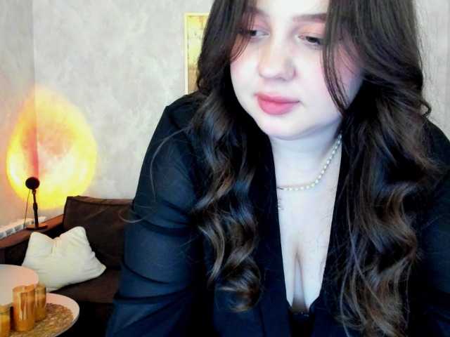 MaddyCroft online show from July 4, 1:19 am