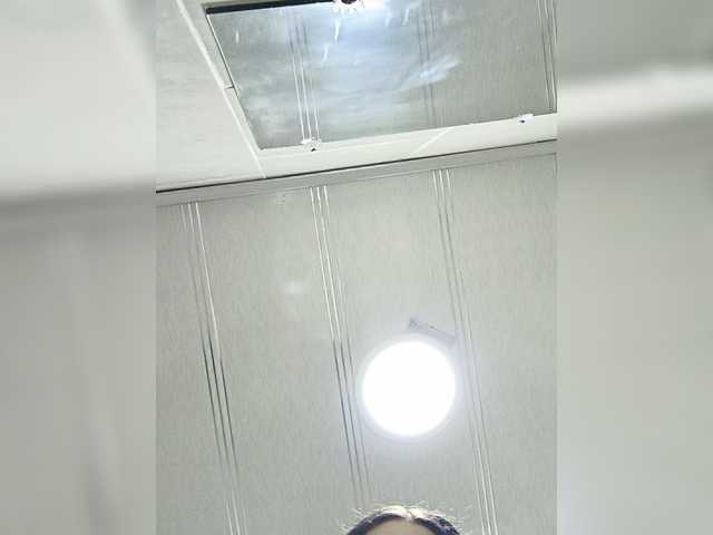 MaddyMendozax online show from August 7, 5:18 am