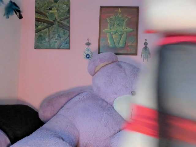 Maddyjhonsson online show from August 13, 10:46 pm