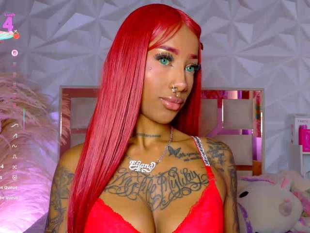 Madisson3333 online show from August 1, 3:29 pm