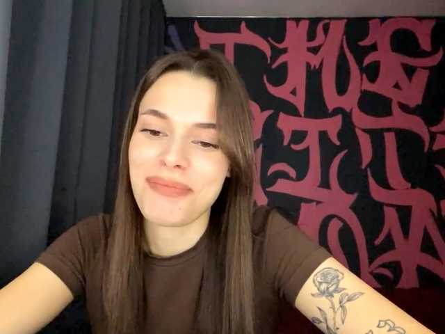 MaeNolder online show from September 6, 1:17 pm