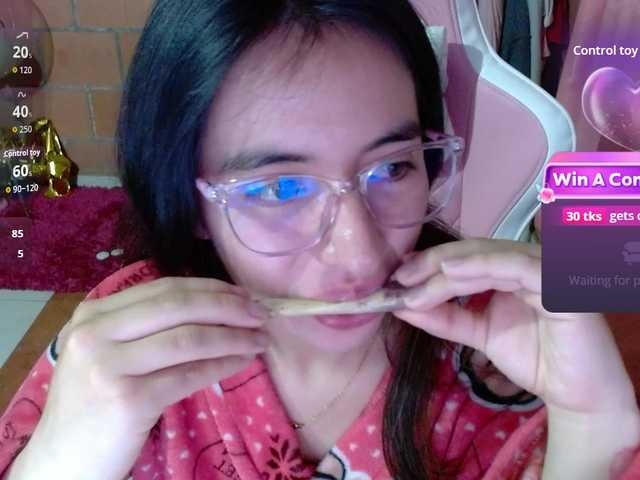 Maggie-Fox online show from August 11, 3:08 am