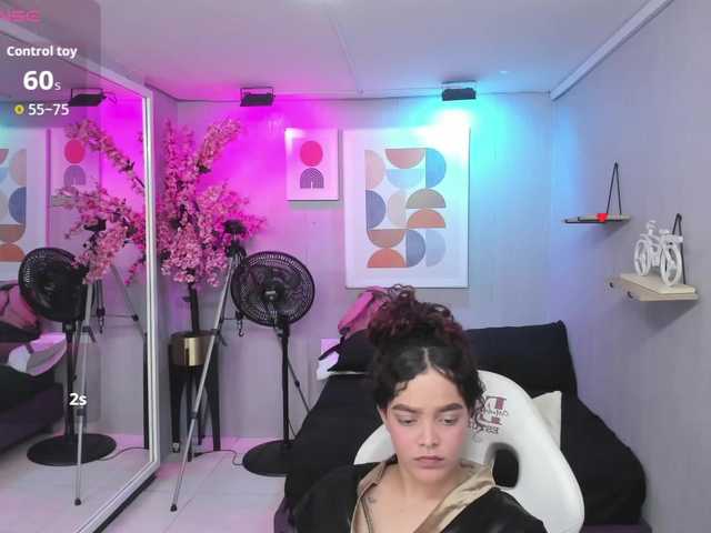 Maggy-T18 online show from July 30, 9:49 am