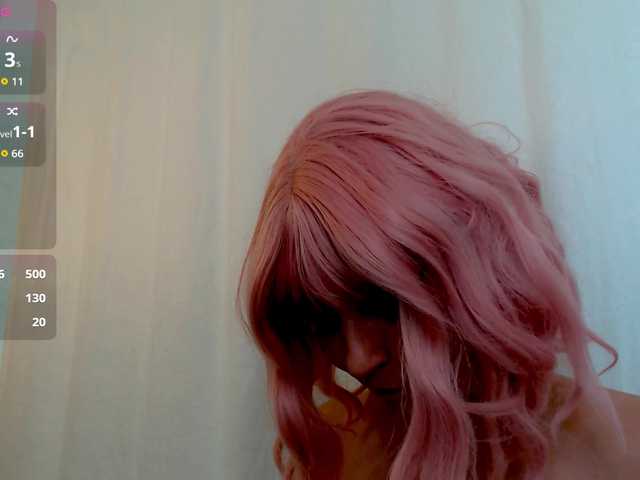 MagicPinkLola online show from August 11, 8:33 pm