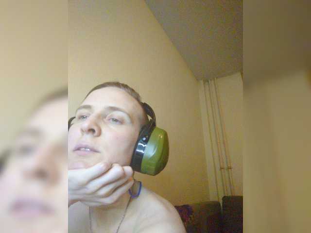 MagrettaXX online show from July 31, 1:06 pm