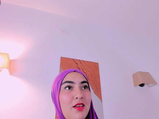 Malika-Noor online show from July 30, 6:04 pm