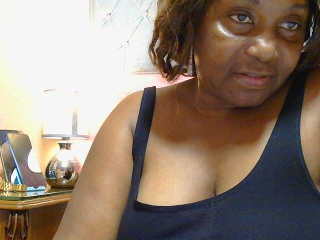 Mar52vip online show from August 17, 2:44 pm