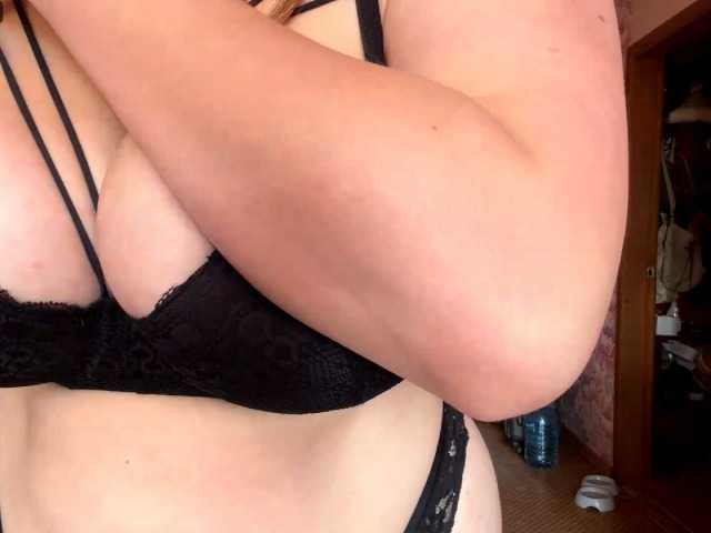 MaragretGonsar online show from August 2, 8:54 am