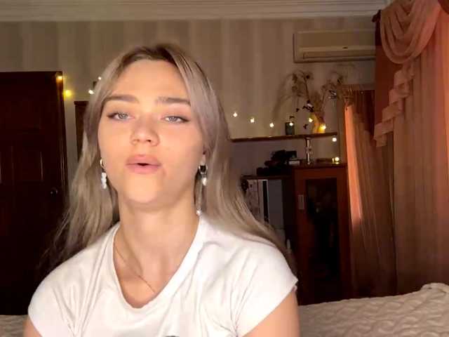 MarcellKanis online show from August 15, 1:15 pm