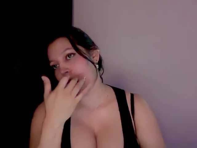 MarcellaGriffin online show from August 5, 1:14 am